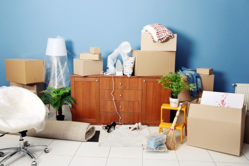 Local moving service operating near Clapham Common in South London