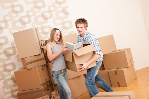 Local moving team supporting residential and commercial relocations in Claphamcommon